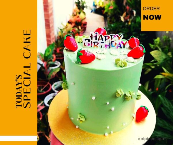 strawberry customed birthday money pulling cake by Pipie Co.
