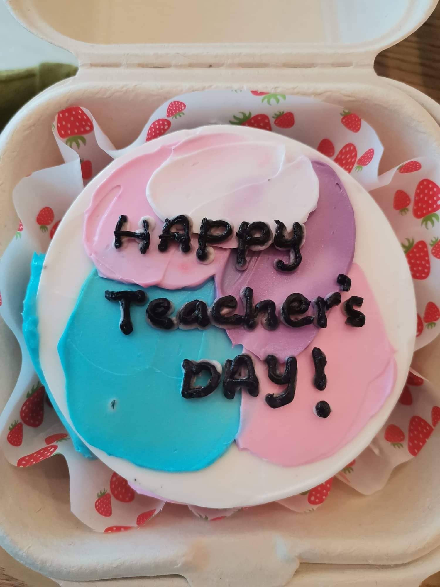 Buy Teachers Day Cake | CakeNBakeNoida