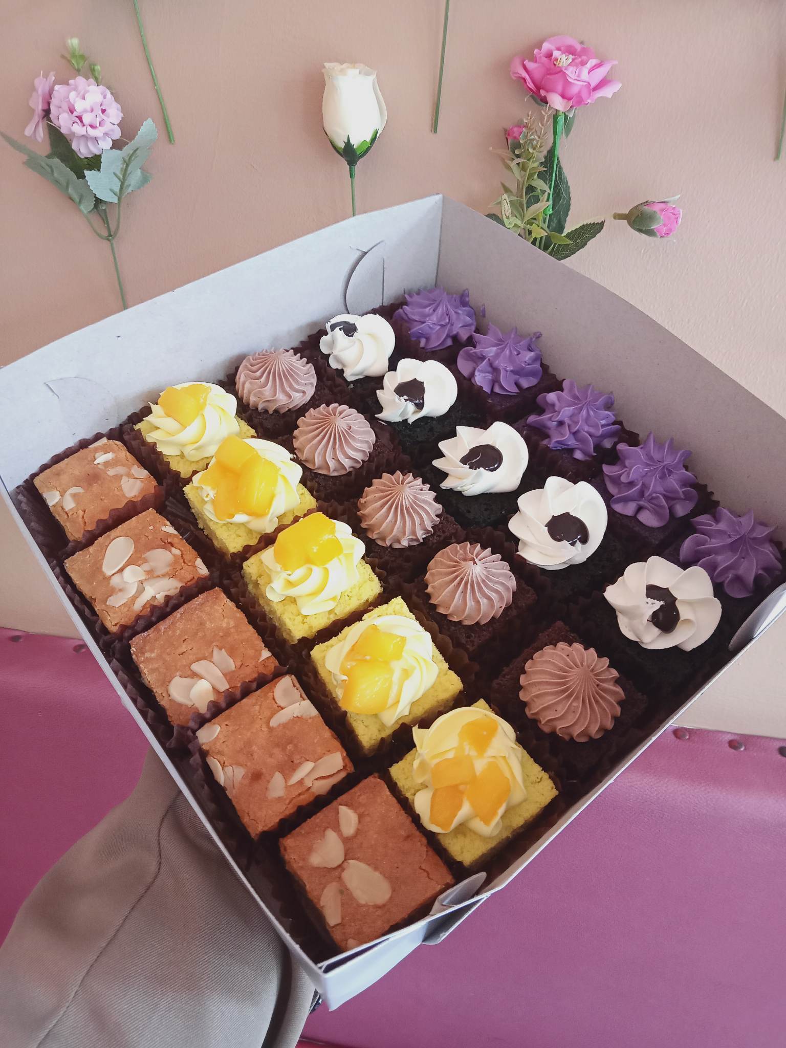 Assorted Cake Slices | Cakes & Bakes