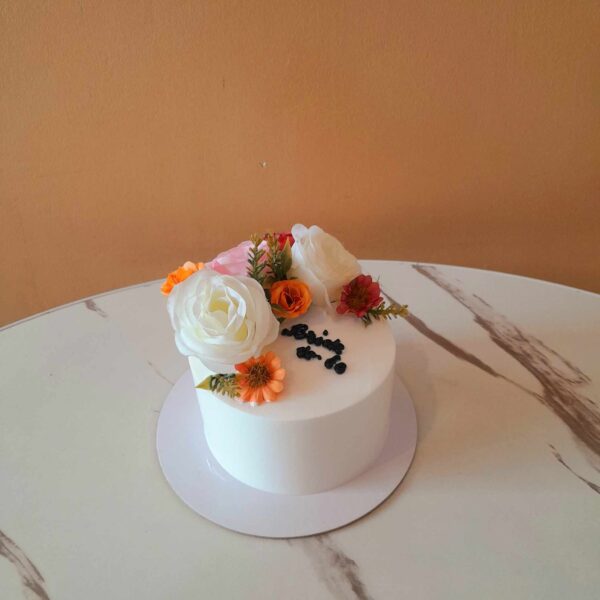 Custom Soft Icing Cake - 4x2 inches - Bride to be